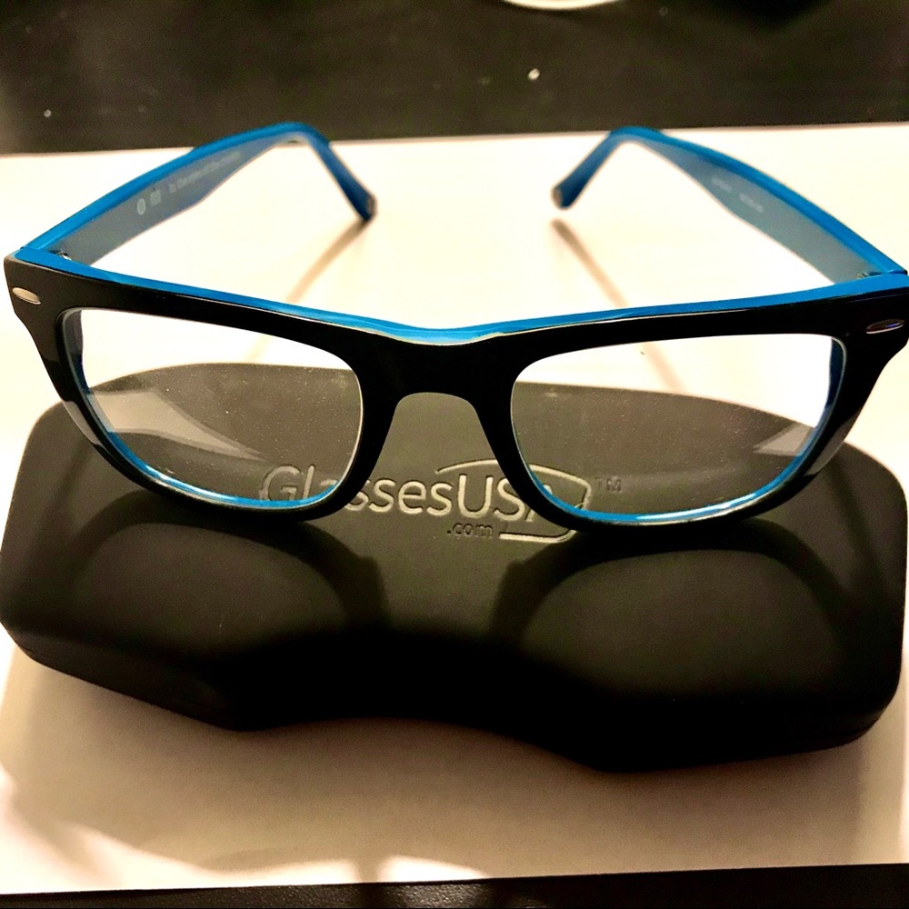 Eyeglasses - Picture 2 of 8